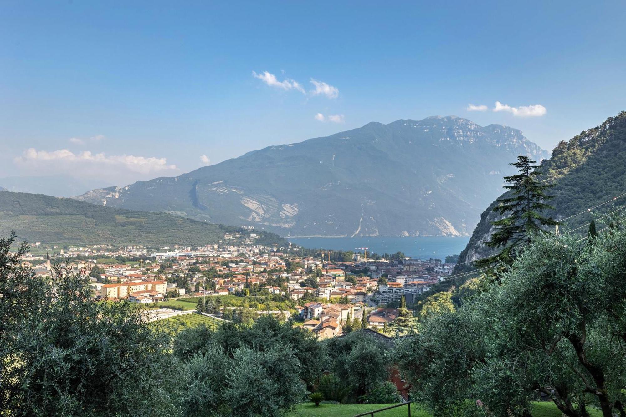 La Terrazza Di Vincent Sul Garda Apartment Riva del Garda Ngoại thất bức ảnh